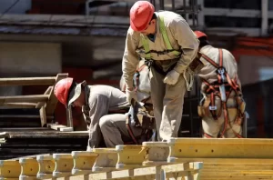 Sólo 343 obras públicas, sobre un total de 2010 que no estaban terminadas