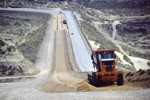 Repotenciación del acueducto, doble trocha Comodoro – Caleta y presa del Senguer: cuáles son las obras que retomaría la Nación