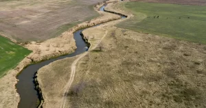 Construcción de la presa de regulación del arroyo Pergamino