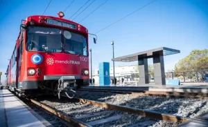 Mendoza tomará deuda para continuar con la ampliación del Metrotranvía