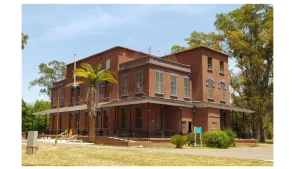 REMODELACIÓN Y REACONDICIONAMIENTO PARA LA NUEVA SEDE CENTRO DE SALUD MENTAL SR. CARRILLO