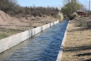 Mendoza : licitación para la modernización del Canal Matriz Perrone