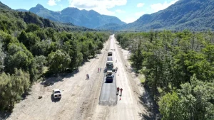 Comenzaron con la pavimentación del acceso a Villa Traful