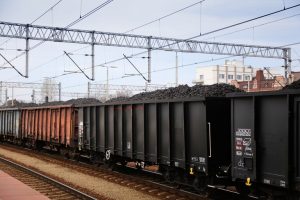 El Gobierno moderniza una empresa estatal y optimiza su infraestructura ferroviaria y portuaria