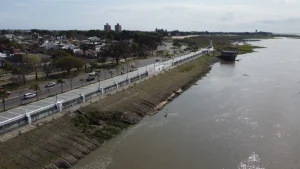 Renovación de la Costanera Oeste: abrirán calles que conecten los barrios 7 Jefes y Candioti